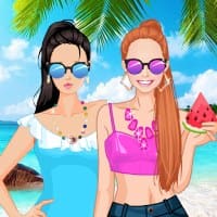 Fashion Girls Shopping For Summer